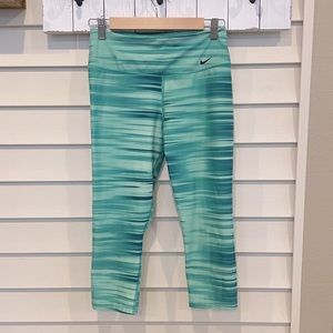 Nike Capri Leggings